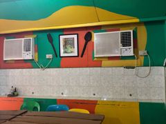-Jonah's Fruit Shake & Snack Bar