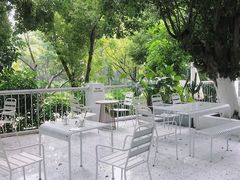 -ADO KAFE(大学城店)