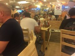 -J Daeng Seafood