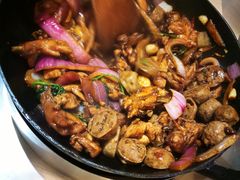 -胡须佬鸡煲四季火锅店(石厦西村直营店)