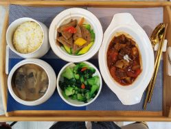 -安雅国际月子会所(拱北森宇富通店)