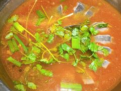 -野山舂·贵州现舂酸汤火锅(鸿通城店)