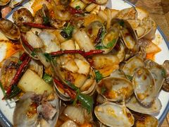 -江城老胖串店·海鲜·小龙虾(世光路店)