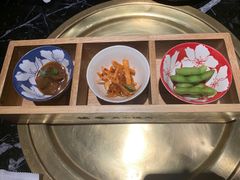 -山川小町·极番烧肉(新地假日广场店)