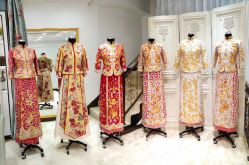 点击看大图 -予白婚纱礼服馆