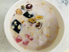 -津椰本·海南正宗椰奶清补凉(店一店)