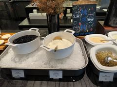-圣丰索菲特·2 On 988 Café 自助餐厅