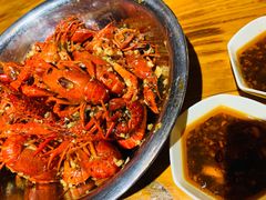 -琥珀老六龙虾(四里河店)