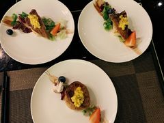 -大中华希尔顿酒店-念自助餐·嗨啤·小龙虾