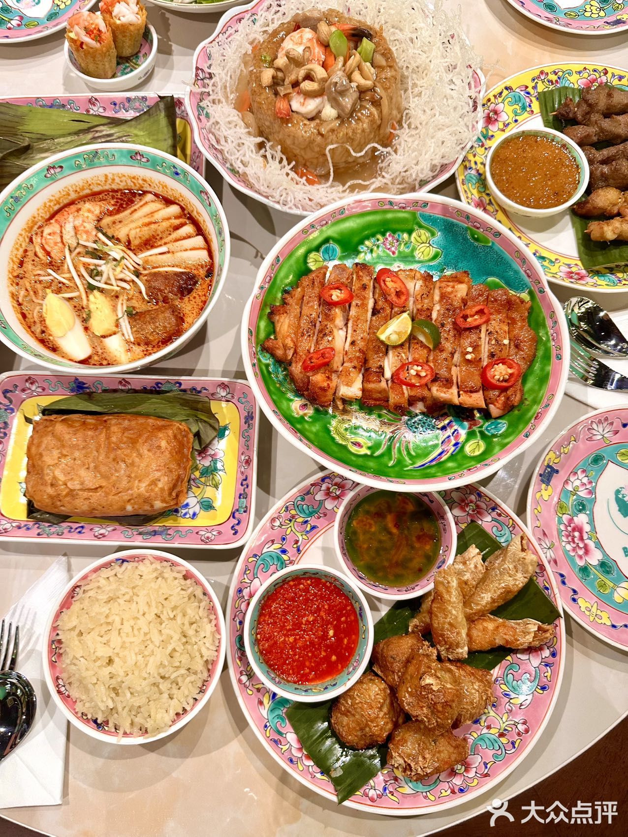 不开玩笑！新加坡前三的海南鸡饭！