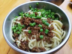 素椒杂酱面-左撇子私房面