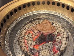 -山川小町·极番烧肉(新地假日广场店)