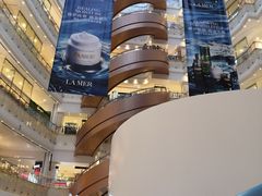 -新世界大丸百货