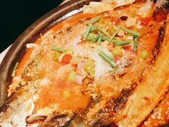 -鸣记脆皮烤鱼·海鲜烤鱼(三八广场店)