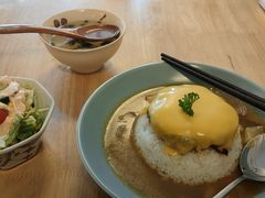 芝士牛肉汉堡咖喱饭-红小满休闲餐厅(十全街店)