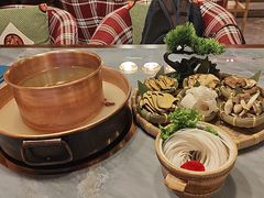 -慢丽江·云南野生菌土鸡锅(付家庄店)