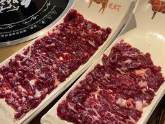 -左庭右院鲜牛肉火锅(金山万达店)