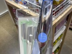 -名创优品(北京新中关购物中心地铁层店)