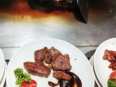 -雍容荟帝王蟹活龙虾展台自助(IFS黑金店)