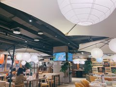 大堂-日进一片海.生腌海鲜火锅.宵夜烧烤(三里屯总店)