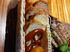 -LENBACH兰巴赫西餐啤酒坊(大连东港店)