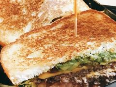 -The Habit Burger Grill 哈比特汉堡(爱琴海店)