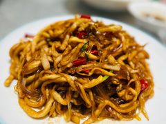 -天下春花园酒店(大东店)