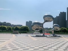 -梦东方未来世界航天主题乐园