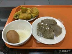-牛一嘴·兰州牛肉面·大盘鸡(财富中心店)