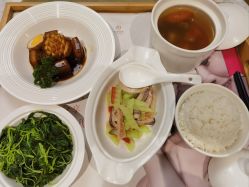 -喜喜月子(瑞虹天地店)