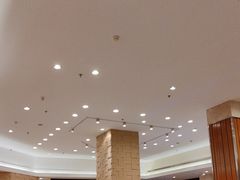 -亚龙湾希尔顿自助餐厅·海鲜·烧烤·沙滩BBQ·现场乐队