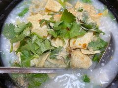 -官塘陈记鱼生·潮汕砂锅粥·牛肉火锅(潮枫路总店)