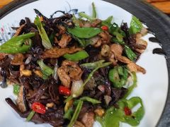 -栾味之香栾川本地菜(半山小巷店)