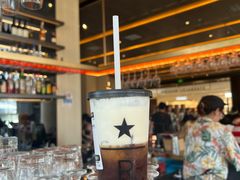 -星巴克臻选(上海合生汇1F店)