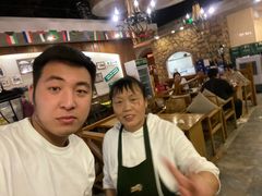 -好伦哥(温都水城店)