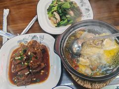 -缘来聚·徽菜名店(黄山宏村店)