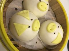 -新大咀港式茶餐厅(宝山万达店)