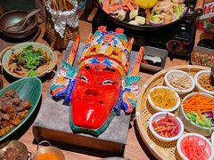 -包整·丝娃娃(一览甲秀楼风景店)