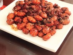 -扒虾小妹儿麻辣海鲜(宏图街店)