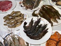 -领鲜活海鲜榴莲自助火锅(东门店)