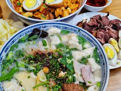 -天发芽·何记葫芦头泡馍·传统小吃(报恩寺街店)