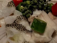 藤椒淋无骨鲈鱼-晓粤·惹味粤菜(凯德乐峰广场店)