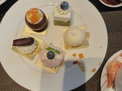 -大中华希尔顿酒店-念自助餐·海南美食·三文鱼