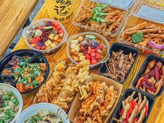 -八一好吃街·高品美食广场