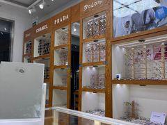 -沪睛眼镜蔡司官方授权店(金桥佳林路店)