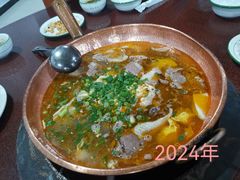 -朝伟清真铜瓢牛肉馆(三十年老·店)