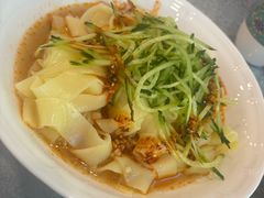 -汗腾格里·风味餐厅(新疆驻京办店)
