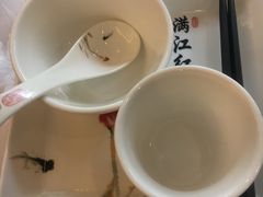 -满江红四季餐厅 · 国家五钻级酒家(新纪元大酒店店)