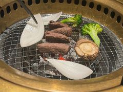 -山川小町·极番烧肉(新地假日广场店)