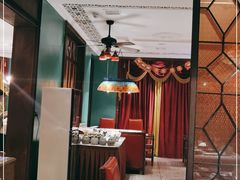 -泓炙颐凤鲜海鲜火锅料理(桐乡店)